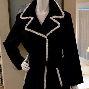 St. John Coats / Lightweight Lined Trench Coat